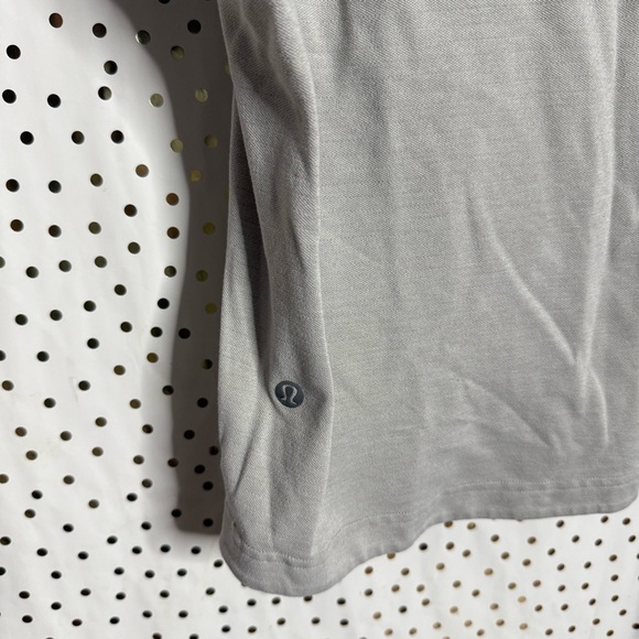 Lululemon Men’s Shirt - Picture 4 of 6